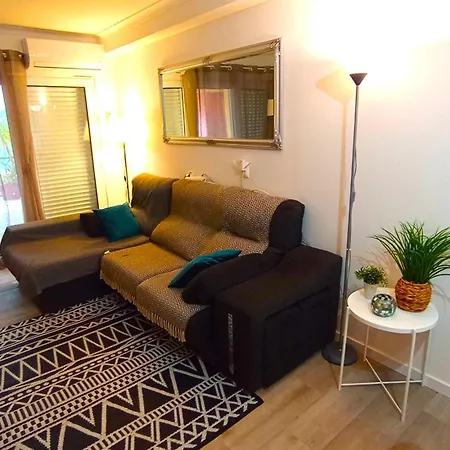 Lisbon South Bank With Shared Pool & Gym *