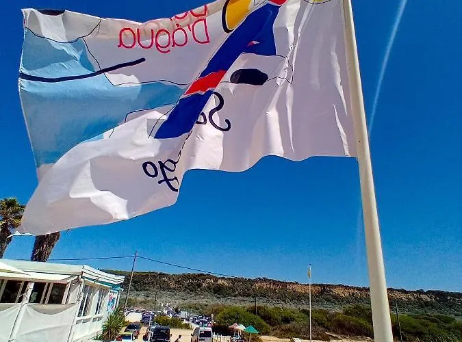 Sea With Pool & Gym Near Lisbon Apartman *