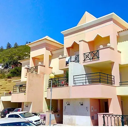 Sea With Pool & Gym Near Lisbon Sesimbra