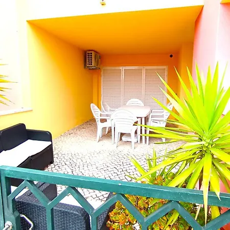 Apartment Sea With Pool & Gym Near Lisbon