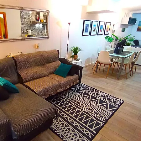 Lisbon South Bank With Shared Pool & Gym *