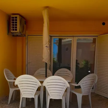 Sea With Pool & Gym Near Lisbon Апартаменты Сесимбра