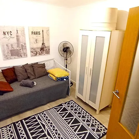 Lisbon South Bank With Shared Pool & Gym *